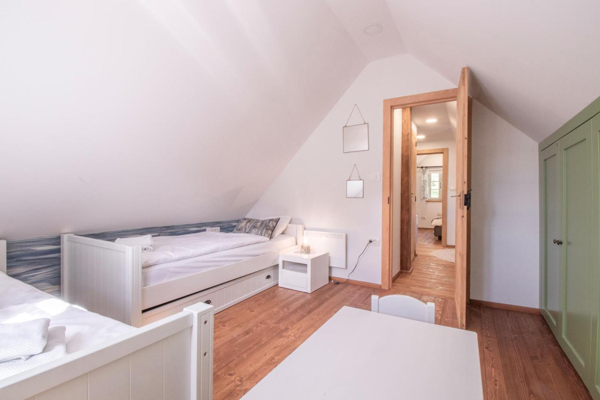 House Bella Leilighet Bohinjska Bela Eksteriør bilde